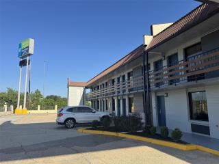 SureStay by Best Western Gonzales - Gonzales - 0