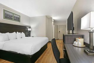 Best Western Mystic Hotel - 5