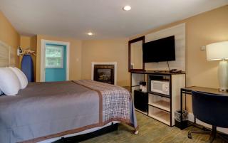Yankee Clipper Inn, SureStay Collection by Best Western - North Conway - 5