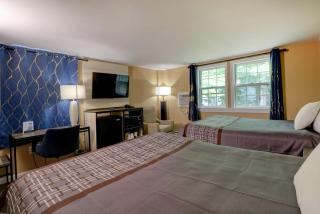 Yankee Clipper Inn, SureStay Collection by Best Western - North Conway - 1