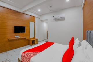 Hotel O Raj Villa - Gandhinagar - 0