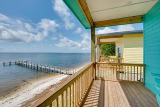 Beachfront Cottage with Dock on Florida Gulf Coast - - 5