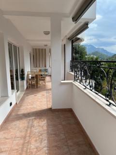 Montenegro Seaside Lux Apartment - 4