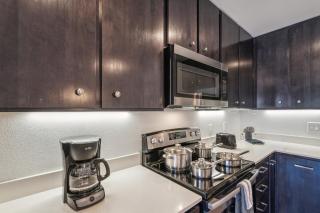 Resort Style - minutes from hospital - Pool, Gym, Free Wi-fi - Marble Falls - 6