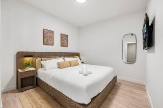 Modern High-Rise Apartments in 72 Park Miami Beach - Miami Beach - 9