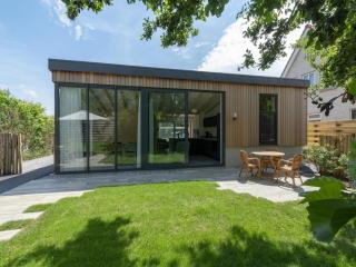 Attractive home with terrace - 0