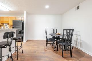 Modern Home Getaway in Atlanta with coffee station - Dunwoody - 8