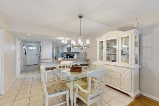 Waterview Condo Unit 204 - Clearwater Beach - 2