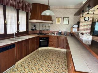 Casa rural acogedora con chimenea y vistas al atardecer - 5