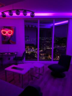 Stylish 28F Gym Free Pkg Secured - Skopje - 5