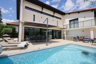 Villa Lumière - Confort, spa, piscine & babyfoot - Beynost - 7