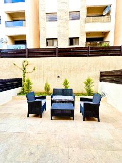 Dair Ghbar Modern 2BR Apartment Near US Embassy - Amman - 7