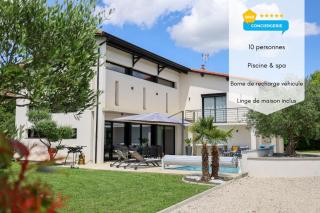 Villa Lumière - Confort, spa, piscine & babyfoot - Beynost - 0