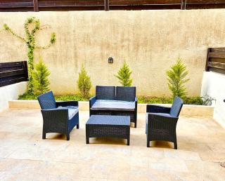 Abdoun Modern 2BR Apartment Near US Embassy - Umm Uthainah - 8