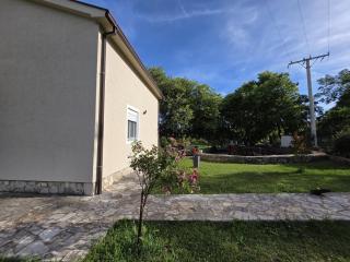 Wildstone Krusi - Pool & Apartments - Podgorica - 3