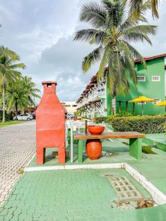 Condomínio Village Taperapuã a uma quadra do Axé Mói, com piscina, churrasqueira, portaria 24hrs, com supermercado e centro gastronômico ao lado - 8