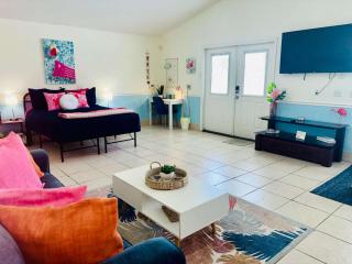 Luxe Pool Casita w Saltwater Pool 25 Min to PCB - Panama City - 8