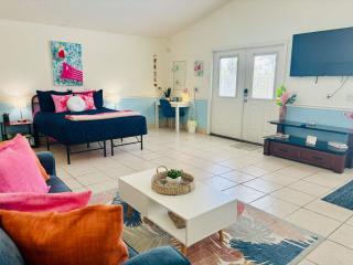 Luxe Pool Casita w Saltwater Pool 25 Min to PCB - Panama City - 4