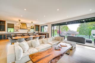 Walk to Lake Michigan Luxe Home in Benton Harbor! - Benton Harbor - 5