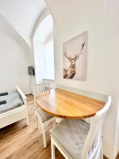 The Little Peaceful Retreat in Historic Building - Praga - 6