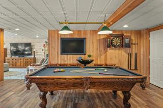 Mountain Escape with Game Room Balcony Stunning Views in the Poconos Christina - Tannersville - 5