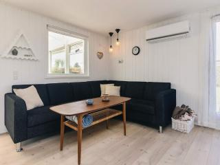 6 person holiday home in Karrebæksminde - 1