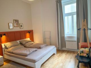 Elegant Apartment Near Main Station & Wenceslas Sq - Praga - 4