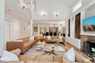 #1 Location-Family-Friendly 5BR-Yard-Gym-Parking - Los Angeles - 5