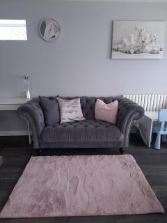 Modern Medway Bungalow - 3BR Garden & Free Parking, Kent - 9