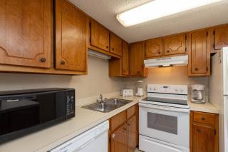 Island Winds East 211 condo - Gulf Shores - 5