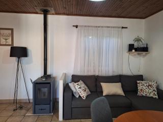 Family friendly house with a swimming pool Praznica, Brac - 24570 - 2