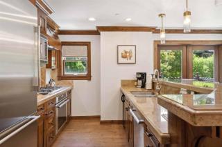 Aspen Mountain Residences, 2 Bedroom Luxury Residence Club Condo - 7