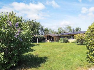 Two-Bedroom Holiday home in Bogø By 1 - Bogø By - 0
