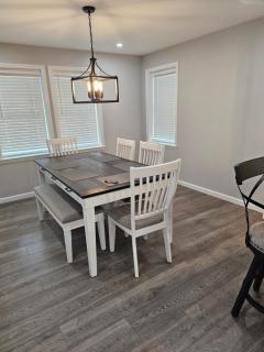 Charming Twin Ponds Estate On 27 Acres - Woodbourne - 5