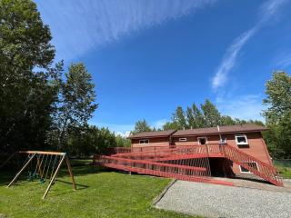 Cozy Palmer Retreat with Steam Sauna and Playground - Palmer - 0