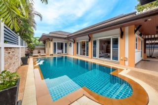 3 Bedroom Pool Villa 5kms from Patong - 7