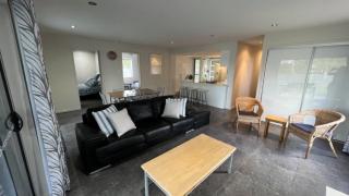 1 - 5a Coochin Street, Dicky Beach - 200m To Beach - Caloundra - 7