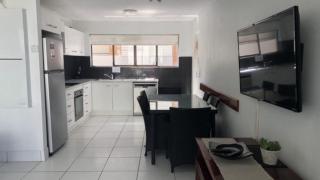 Highlander Unit 2 - Caloundra - 5