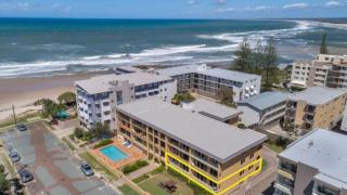 Unit 5 'dulkara' Kings Beach - 8