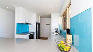 Unit 6 Alinga, Kings Beach - Caloundra - 1