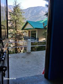 Himalayan Hostel, opposite to white waterinn hotel, tipa road, mecleodganjj - Dharamshala - 2