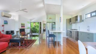 Moffat Retreat, Moffat Beach - Caloundra - 7
