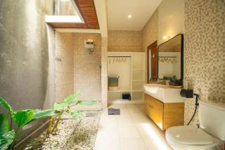 Peaceful private 3BR pool villa in heart of Bali - Legian - 6