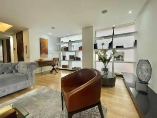 Rosales Privé Life - 2