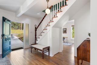 Sebastopol Farmhouse on 3 acres, fiber, kid friendly - 1