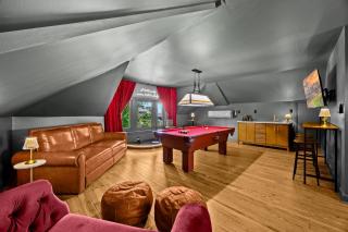 Gatsby House Luxe 3BR Game Room Hot Tub - 5