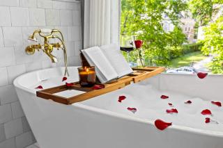 Gatsby House Luxe 3BR Game Room Hot Tub - Louisville - 4