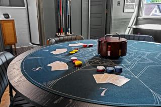 Gatsby House Luxe 3BR Game Room Hot Tub - 9