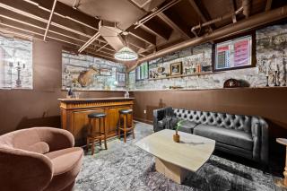 Gatsby Glam 3BR Speakeasy Retreat in Louisville - Louisville - 0