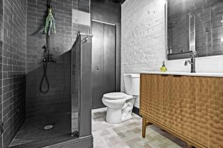 Gatsby Glam 3BR Speakeasy Retreat in Louisville - Louisville - 7